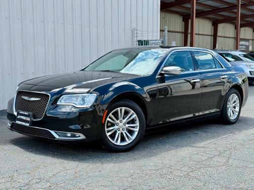 Black 2016 Chrysler 300C Base