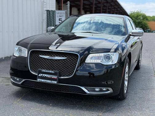Black 2016 Chrysler 300C Base