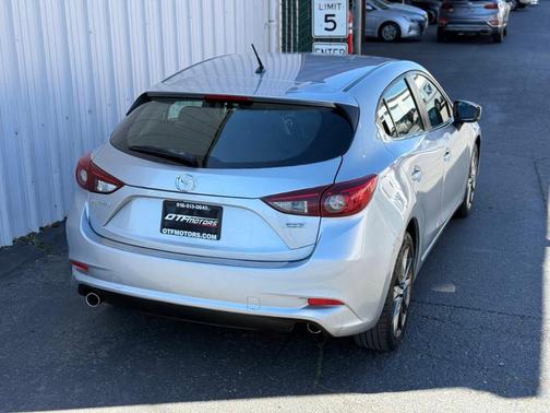 2018 Mazda Mazda3 Touring