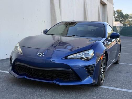 Blue 2017 Toyota 86 Base