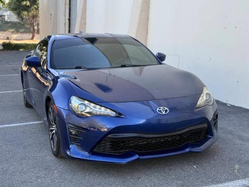 Blue 2017 Toyota 86 Base
