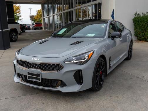 2023 Kia Stinger GT2