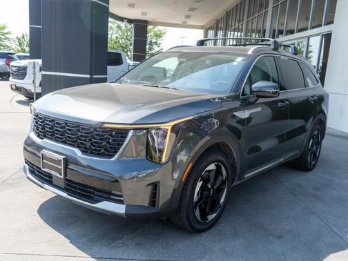 Interstellar Gray 2026 Kia Sorento Hybrid EX