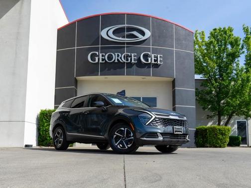 Gray 2025 Kia Sportage Hybrid LX