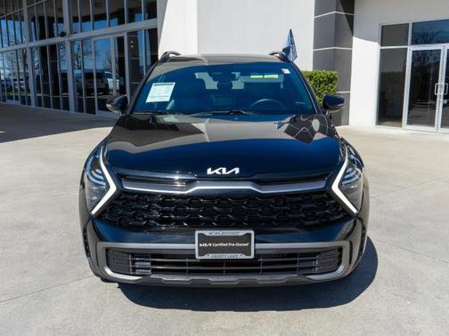 Black 2024 Kia Sportage X-LINE