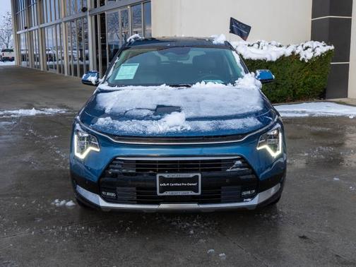 2025 Kia Niro SX TOURING