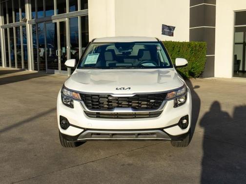 2023 Kia Seltos LX