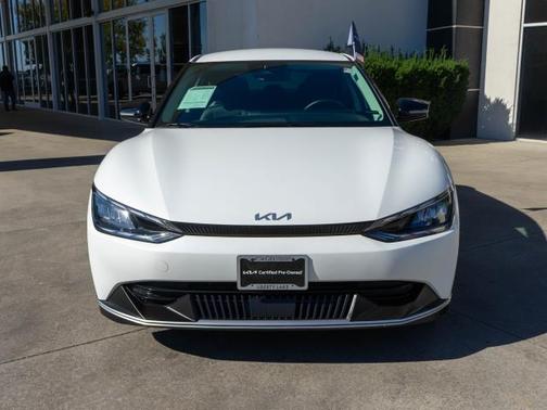 2024 Kia EV6 LIGHT LR