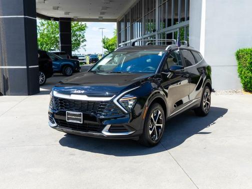 Black 2024 Kia Sportage EX