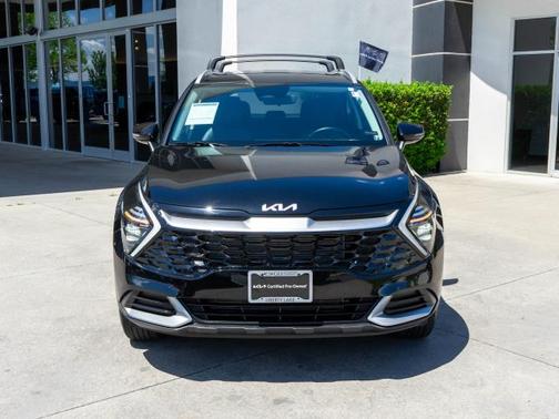 Black 2024 Kia Sportage EX