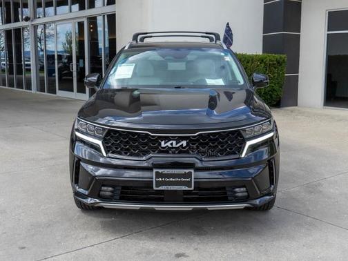 Black 2023 Kia Sorento Hybrid SX-PRESTIGE