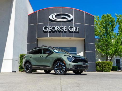 Green 2024 Kia Sportage X-LINE