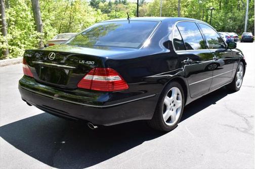 2005 Lexus LS 430 Base