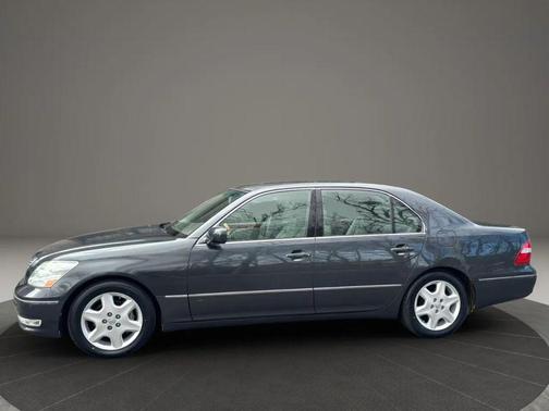 2004 Lexus LS 430 Base
