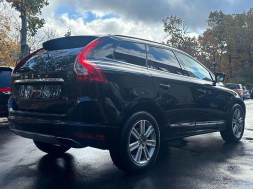 2016 Volvo XC60 T6 Drive-E