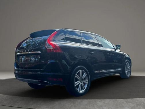 2016 Volvo XC60 T6 Drive-E