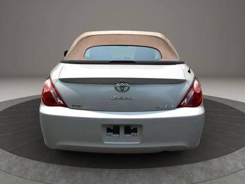 2005 Toyota Camry Solara SLE V6
