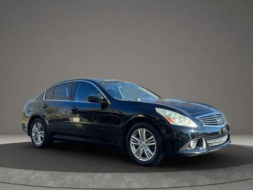 2013 INFINITI G37x Base