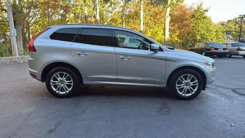 2016 Volvo XC60 T5 Premier