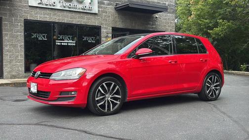 2015 Volkswagen Golf Auto TSI SE