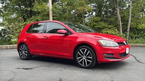 2015 Volkswagen Golf Auto TSI SE