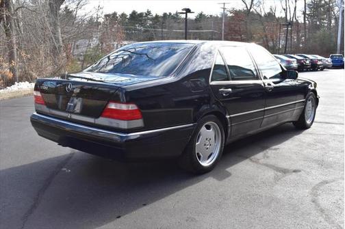 1999 Mercedes-Benz S-Class S 500 Sedan 4D