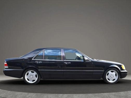 1999 Mercedes-Benz S-Class S 500 Sedan 4D
