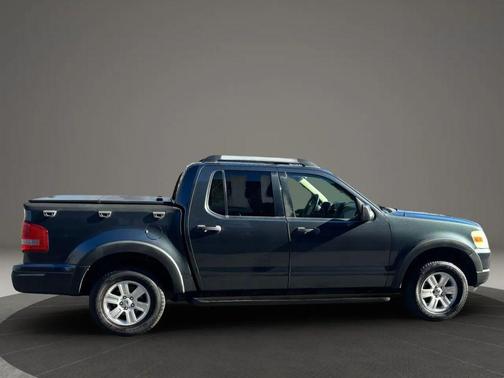 2010 Ford Explorer Sport Trac XLT