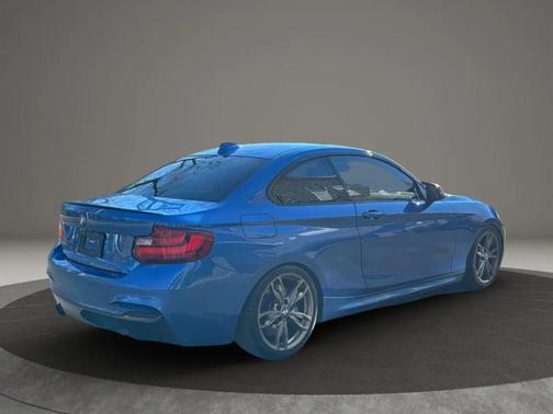 2016 BMW M2 Base