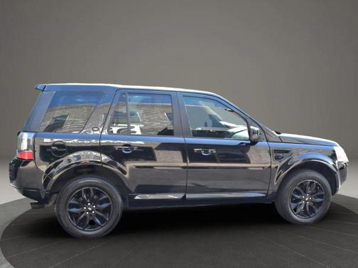 2013 Land Rover LR2 HSE Sport Utility 4D
