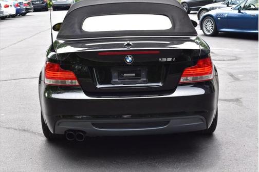 2009 BMW 135 135i Convertible 2D