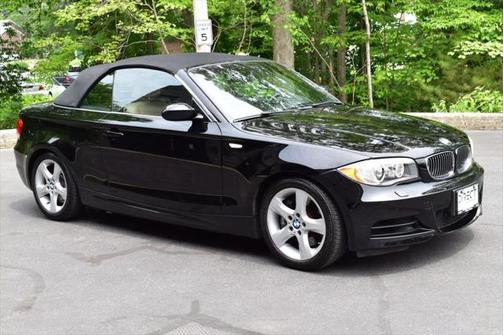 2009 BMW 135 135i Convertible 2D