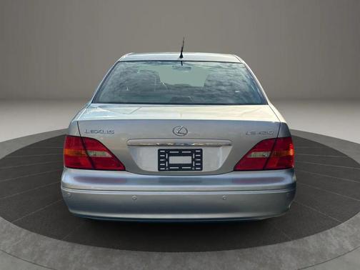 2003 Lexus LS 430 Base