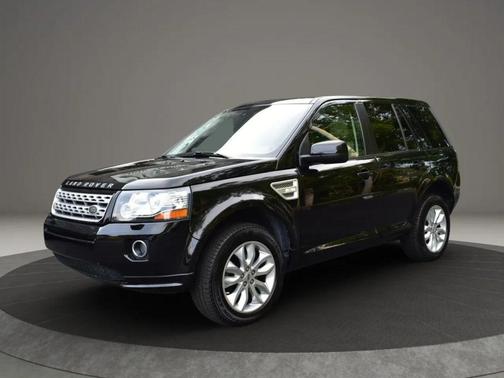 2014 Land Rover LR2 HSE Sport Utility 4D