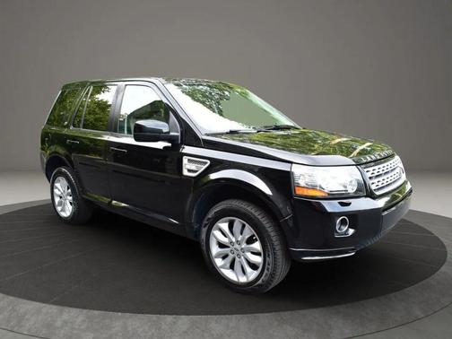 2014 Land Rover LR2 HSE Sport Utility 4D