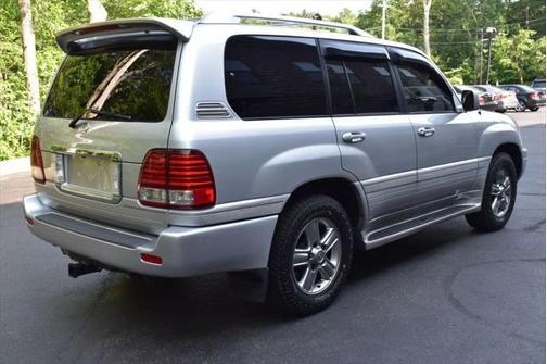 2006 Lexus LX 470 Base