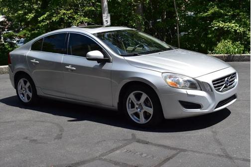 2012 Volvo S60 T5
