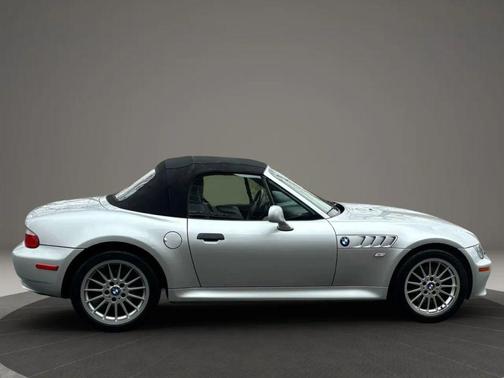 2002 BMW Z3 3.0i