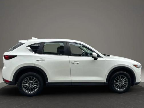 2017 Mazda CX-5 Sport