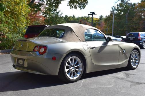 2005 BMW Z4 2.5i Roadster