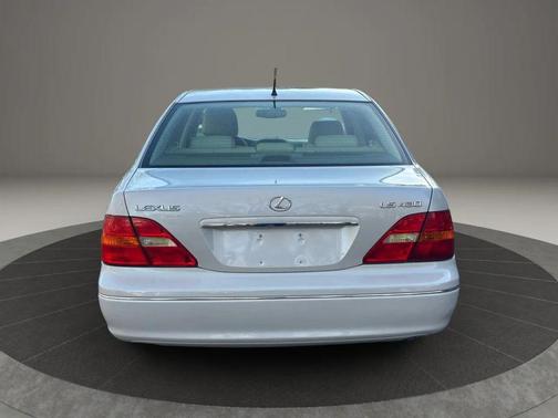 2003 Lexus LS 430 Base