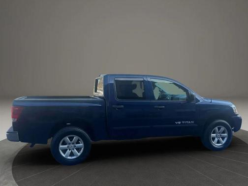 2012 Nissan Titan SV