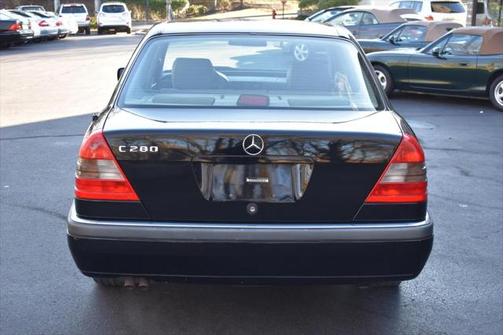 1995 Mercedes-Benz C-Class Base