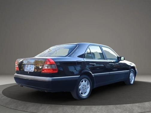 1995 Mercedes-Benz C-Class Base