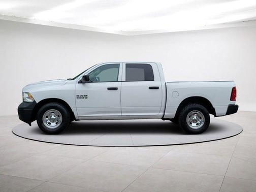 Photo 5 of 24 of 2017 RAM 1500 Tradesman