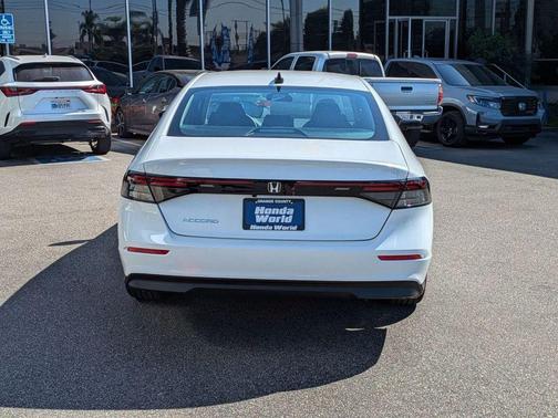 2025 Honda Accord Sport SE 1.5T