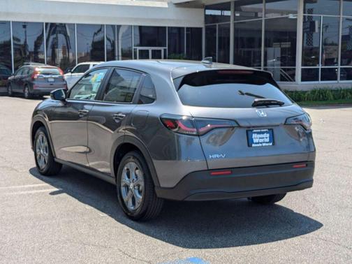 2026 Honda HR-V LX
