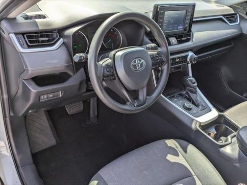 2019 Toyota RAV4 Hybrid XLE
