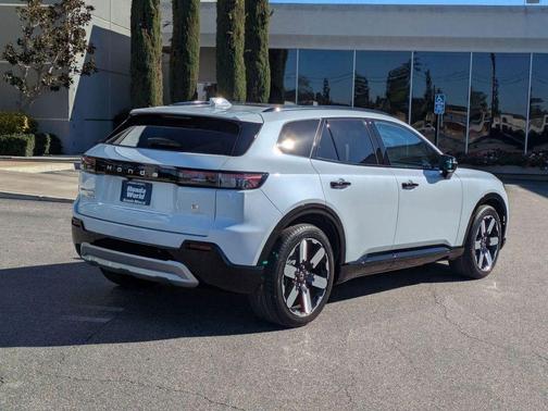 Frostline White Pearl 2026 Honda Prologue Elite