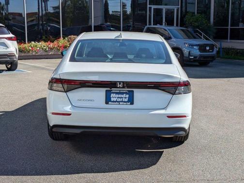 2025 Honda Accord LX 1.5T